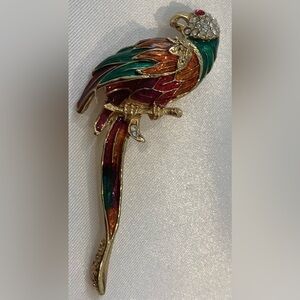 Stunning Vintage Crystal And Enamel Gold Tone Macaw/Parrot 3 1/2” Brooch